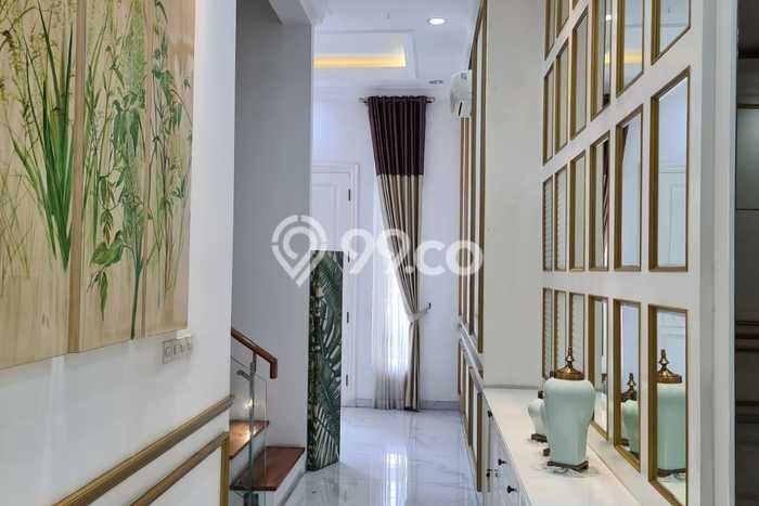 Rumah Luxury di Jakarta Utara Strategis Kondisi Terawat Rumah Luxury di Jakarta Utara Strategis Kondisi Terawat