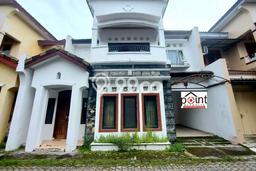 SPECIAL PRICE! Rumah Strategis lokasi Colomadu, LT 124m2m² LB 124m2m² SPECIAL PRICE! Rumah Strategis lokasi Colomadu, LT 124m2m² LB 124m2m²