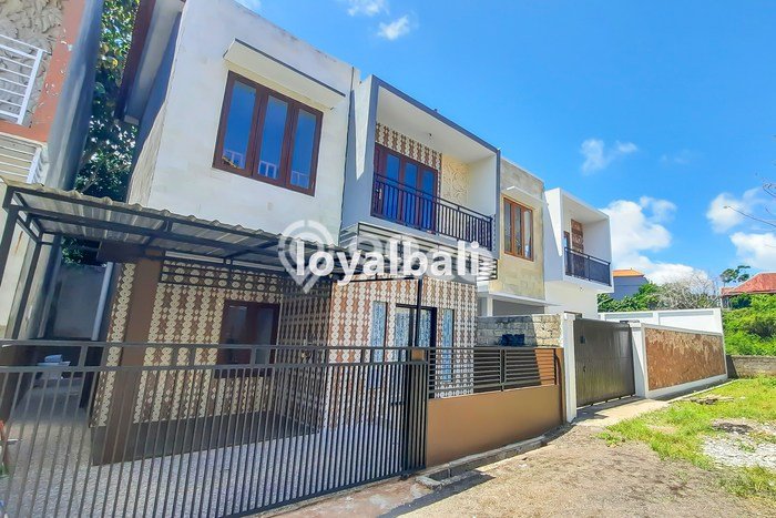 Disewakan! Rumah 3 Kamar Tidur &
3 Kamar Mandi di Ungasan, Badung Disewakan! Rumah 3 Kamar Tidur &
3 Kamar Mandi di Ungasan, Badung