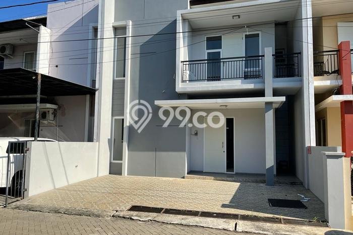 Rumah Strategis Minimalis Lb 110m2 di Semarang Timur, Semarang Rumah Strategis Minimalis Lb 110m2 di Semarang Timur, Semarang