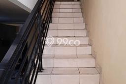 Rumah Strategis 4 KT LT 135m² di Bintaro, Tangerang Selatan Rumah Strategis 4 KT LT 135m² di Bintaro, Tangerang Selatan