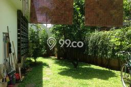 Rumah Elit LB 350m2 Siap Pakai Desain Elegan di Warung Buncit, Jakarta Selatan Rumah Elit LB 350m2 Siap Pakai Desain Elegan di Warung Buncit, Jakarta Selatan