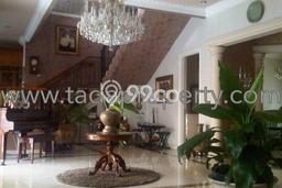 Ready to Use! Premium House LT 385m2 Desain Elegan di Panglima Polim Ready to Use! Premium House LT 385m2 Desain Elegan di Panglima Polim