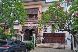 Jual Rumah 6 KT di Kelapa Gading, Jakarta Utara - Luas Tanah 693m² Jual Rumah 6 KT di Kelapa Gading, Jakarta Utara - Luas Tanah 693m²