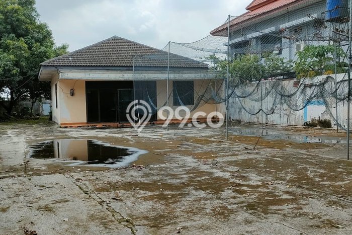 Rumah Eksklusif Dijual LT 3150m2 di Cipondoh, Tangerang Rumah Eksklusif Dijual LT 3150m2 di Cipondoh, Tangerang
