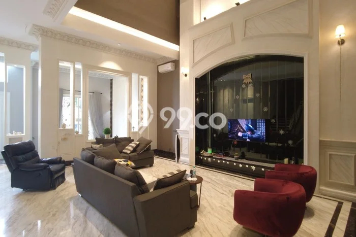 Rumah Eksklusif Dijual LT 324m2 di Medan Baru, Medan Rumah Eksklusif Dijual LT 324m2 di Medan Baru, Medan