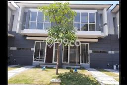 Dijual Rumah 3 Kamar Lokasi Strategis Nyaman dan Strategis di Lakarsantri Dijual Rumah 3 Kamar Lokasi Strategis Nyaman dan Strategis di Lakarsantri