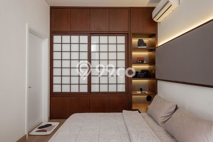 Hunian Mewah Dijual LT 165m2 di Cipondoh, Tangerang Hunian Mewah Dijual LT 165m2 di Cipondoh, Tangerang