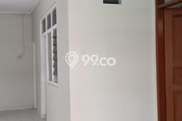 Rumah Nyaman area Sudirman, 2 KT, Lingkungan Strategis, Luas 141m² Bangunan 100m² Rumah Nyaman area Sudirman, 2 KT, Lingkungan Strategis, Luas 141m² Bangunan 100m²