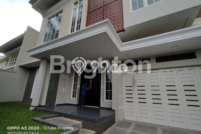Dijual Rumah Mewah Elegan Dengan View Eksklusif di Araya, Malang Dijual Rumah Mewah Elegan Dengan View Eksklusif di Araya, Malang