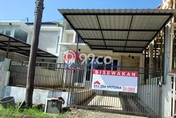 Disewakan Rumah Murah di Dieng Malang Punya 2 KT Disewakan Rumah Murah di Dieng Malang Punya 2 KT