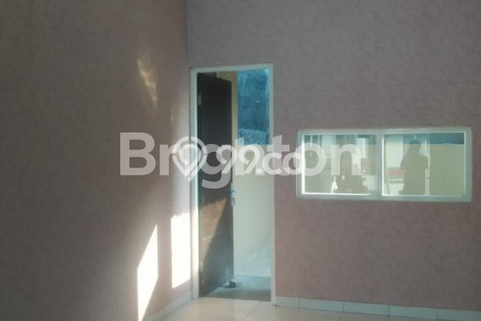 Dijual Cepat Rumah Favorit Siap Huni LB 50m2 di Menganti, Gresik Dijual Cepat Rumah Favorit Siap Huni LB 50m2 di Menganti, Gresik