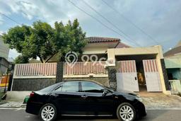 LOKASI STRATEGIS! Rumah di Banjarsari, Akses ke Stasiun, 2 KM, Luas 200m² LB 170m² LOKASI STRATEGIS! Rumah di Banjarsari, Akses ke Stasiun, 2 KM, Luas 200m² LB 170m²