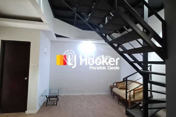 Rumah Bagus di Pinang Ranti, Jakarta Timur, LT 108m² LB 90m² HARGA MENARIK! Rumah Bagus di Pinang Ranti, Jakarta Timur, LT 108m² LB 90m² HARGA MENARIK!