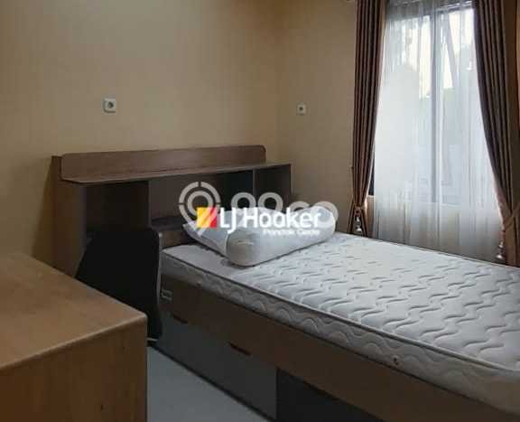 Jual Rumah Luas Elegan Dengan View Eksklusif di Bambu Apus, Jakarta Timur Jual Rumah Luas Elegan Dengan View Eksklusif di Bambu Apus, Jakarta Timur