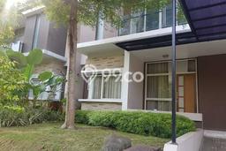 Rumah lokasi Kota Baru Parahyangan, Bandung, LT 162m² LB 95m² Rumah lokasi Kota Baru Parahyangan, Bandung, LT 162m² LB 95m²