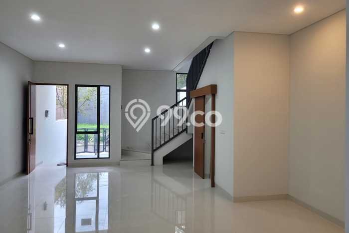 Rumah Strategis Modern Lb 150m2 di Batununggal, Bandung Rumah Strategis Modern Lb 150m2 di Batununggal, Bandung