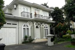 Rumah Asri di BSD Bukit Golf, Tangerang, Luas 405m2m² LB 260m2m² Rumah Asri di BSD Bukit Golf, Tangerang, Luas 405m2m² LB 260m2m²