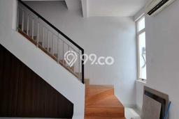 Rumah Disewakan Jakarta Utara LT 51m2 LB 101m2 Area Pantai Indah Kapuk Rumah Disewakan Jakarta Utara LT 51m2 LB 101m2 Area Pantai Indah Kapuk