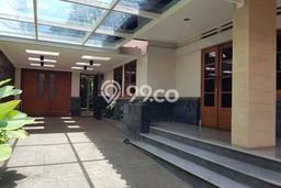 For Sale! Luxury House LT 680m2 Desain Elegan di Sayap Dago For Sale! Luxury House LT 680m2 Desain Elegan di Sayap Dago