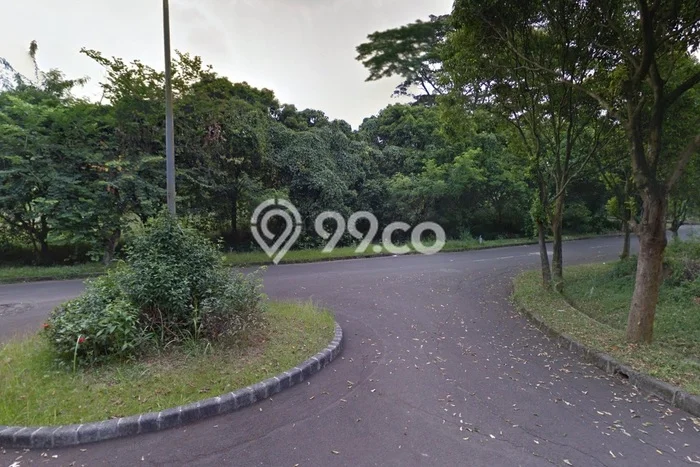 Tanah Dijual Lokasi Strategis di Jakarta Selatan dengan Luas 300m2 Tanah Dijual Lokasi Strategis di Jakarta Selatan dengan Luas 300m2