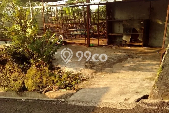 Tanah Dijual Lokasi Strategis di Semarang dengan Luas 435m2 Tanah Dijual Lokasi Strategis di Semarang dengan Luas 435m2