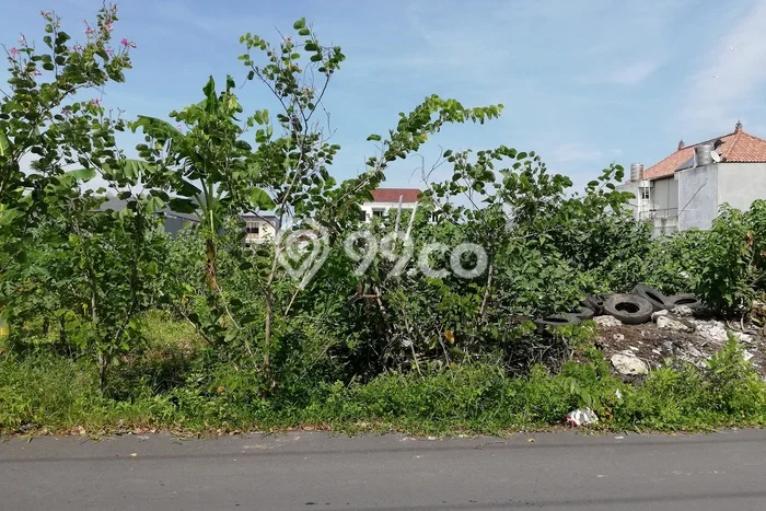 SEWA LAHAN! Tanah Kawasan Legian, Luas 623m², Area Komersial SEWA LAHAN! Tanah Kawasan Legian, Luas 623m², Area Komersial