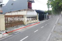 Jarang Ada! Tanah di Banjarsari Punya Luas 242m2 SHM Jarang Ada! Tanah di Banjarsari Punya Luas 242m2 SHM