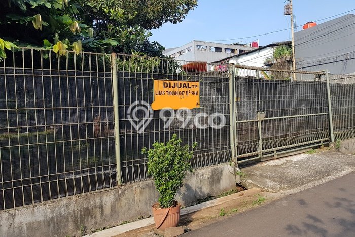 Lahan Strategis di Pesanggrahan Dijual dengan Luas 647m2 Lahan Strategis di Pesanggrahan Dijual dengan Luas 647m2