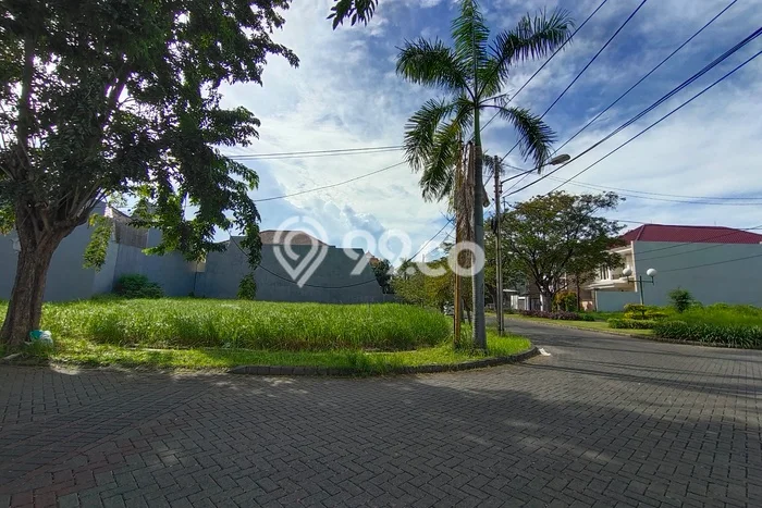 Kavling Tanah untuk Dijual di Galaxy, Surabaya, Luas 242m2 Kavling Tanah untuk Dijual di Galaxy, Surabaya, Luas 242m2