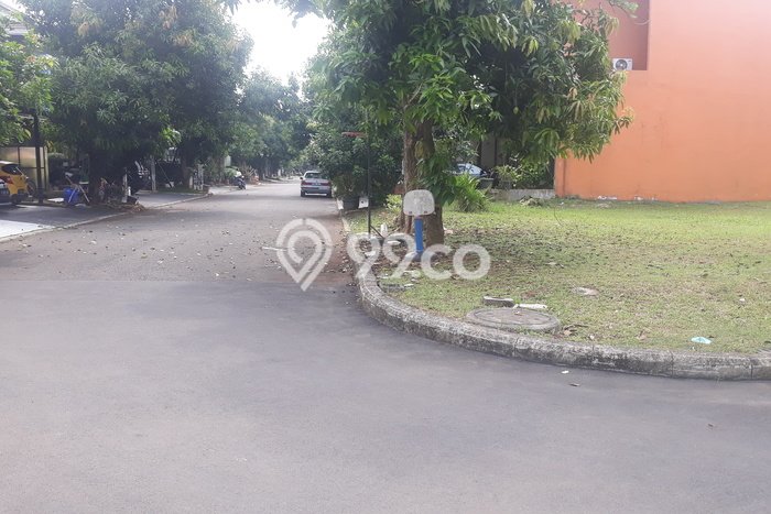 Tanah untuk Dijual Lokasi Grand Wisata, Bekasi Luas 306m2 - Tanah untuk Dijual Lokasi Grand Wisata, Bekasi Luas 306m2 -
