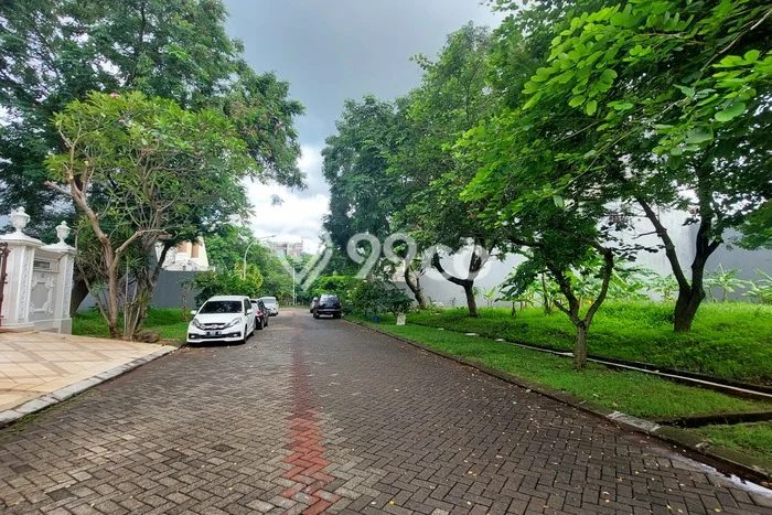 Lahan Dijual Lokasi Strategis di Jakarta Utara dengan Luas 817m2 Lahan Dijual Lokasi Strategis di Jakarta Utara dengan Luas 817m2