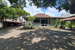 Lahan Dijual Lokasi Banjarsari, Solo dengan Luas Tanah 1395m2 dan Status SHM Lahan Dijual Lokasi Banjarsari, Solo dengan Luas Tanah 1395m2 dan Status SHM