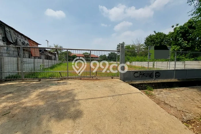 Tanah Dijual Lokasi Strategis di Jakarta Timur dengan Luas 4550m2 Tanah Dijual Lokasi Strategis di Jakarta Timur dengan Luas 4550m2
