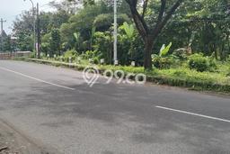LOKASI STRATEGIS! Tanah di Tasikmadu, Luas 1055m², Lokasi Potensial, Cocok untuk Hunian LOKASI STRATEGIS! Tanah di Tasikmadu, Luas 1055m², Lokasi Potensial, Cocok untuk Hunian