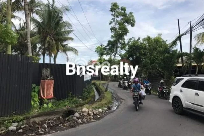 Tanah Kavling Dijual di Umalas, Badung dengan Luas Tanah 24300m2 Tanah Kavling Dijual di Umalas, Badung dengan Luas Tanah 24300m2