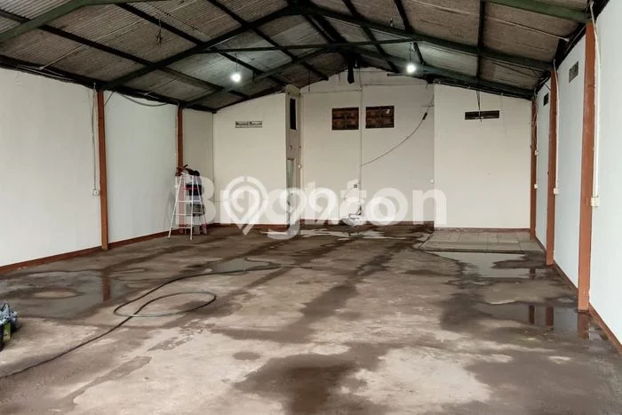 Disewakan Tanah di Legok Luas 200m2 SHM Disewakan Tanah di Legok Luas 200m2 SHM