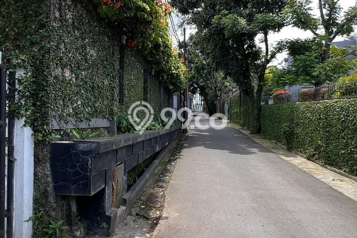 Lahan Dijual Lokasi Kebayoran Lama, Jakarta Selatan dengan Luas Tanah 443m2 dan Status SHM Lahan Dijual Lokasi Kebayoran Lama, Jakarta Selatan dengan Luas Tanah 443m2 dan Status SHM