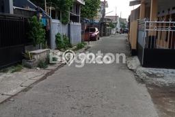 Jarang Ada! Tanah di Pancoran Mas Punya Luas 210m2 SHM Jarang Ada! Tanah di Pancoran Mas Punya Luas 210m2 SHM