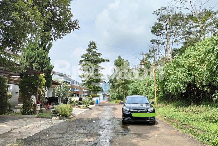 Tanah Strategis Dijual di Coblong Bandung 176m2 Tanah Strategis Dijual di Coblong Bandung 176m2