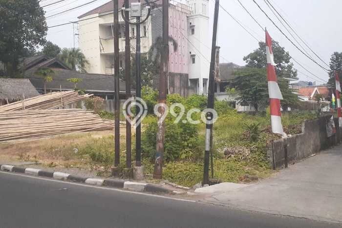 Tanah Dijual Area Strategis di Petukangan Jakarta Selatan 900m2 Tanah Dijual Area Strategis di Petukangan Jakarta Selatan 900m2