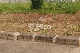 Tanah Kavling Dijual di Bintaro, Jakarta Selatan dengan Luas Tanah 180m2 Tanah Kavling Dijual di Bintaro, Jakarta Selatan dengan Luas Tanah 180m2