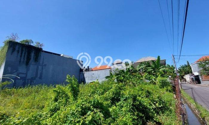 Kavling Tanah untuk Dijual di Dewi Sri, Badung, Luas 1000m2 Kavling Tanah untuk Dijual di Dewi Sri, Badung, Luas 1000m2