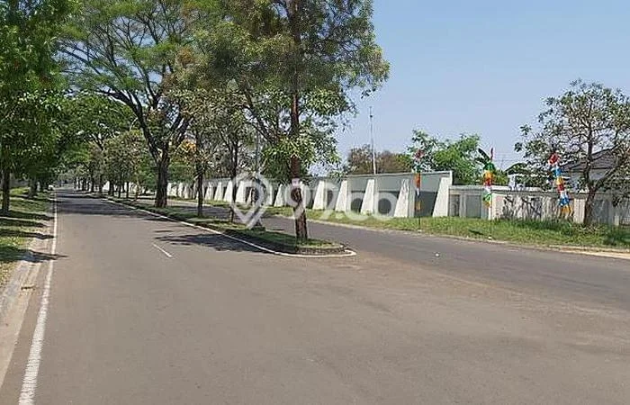 Tanah Dijual Area Strategis di Grand Wisata Bekasi 126m2 Tanah Dijual Area Strategis di Grand Wisata Bekasi 126m2