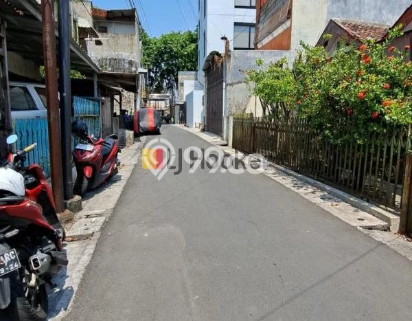 Dijual Tanah di Semarang Timur Semarang Luas 142m2 SHM Dijual Tanah di Semarang Timur Semarang Luas 142m2 SHM