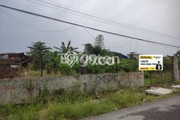 Jarang Ada! Tanah di Medan Baru Punya Luas 4659m2 SHM Jarang Ada! Tanah di Medan Baru Punya Luas 4659m2 SHM