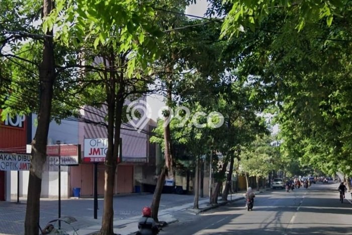 Tanah Dijual Lokasi Strategis di Gresik dengan Luas 1600m2 Tanah Dijual Lokasi Strategis di Gresik dengan Luas 1600m2