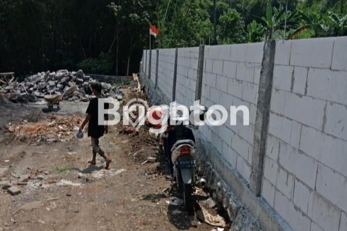 Tanah Dijual di Malang Seluas 408m2 Strategis Tanah Dijual di Malang Seluas 408m2 Strategis