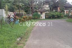 Lahan Kosong Dijual di Bogor dengan Area 304m2 Lahan Kosong Dijual di Bogor dengan Area 304m2