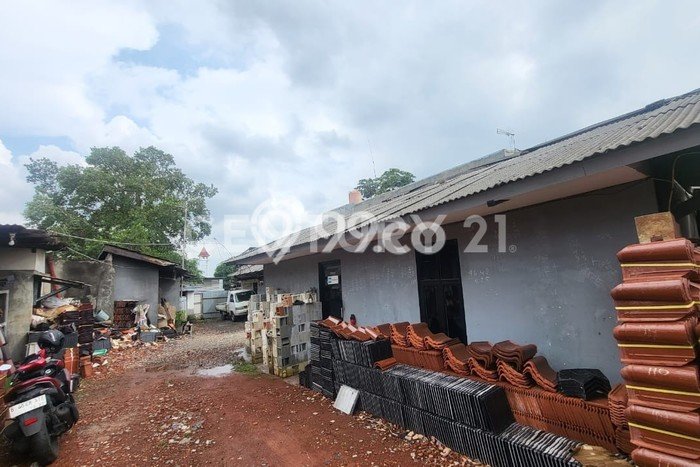 Lahan Strategis di Pasar Rebo Dijual dengan Luas 1367m2 Lahan Strategis di Pasar Rebo Dijual dengan Luas 1367m2
